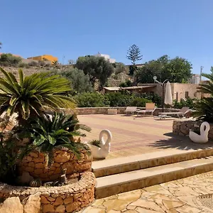 https://villa-oasi-dei-sogni-lampedusa.sicilyhotelsitaly.net